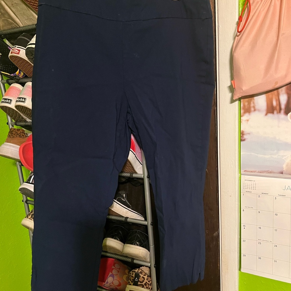 Navy Blue Capri size 16